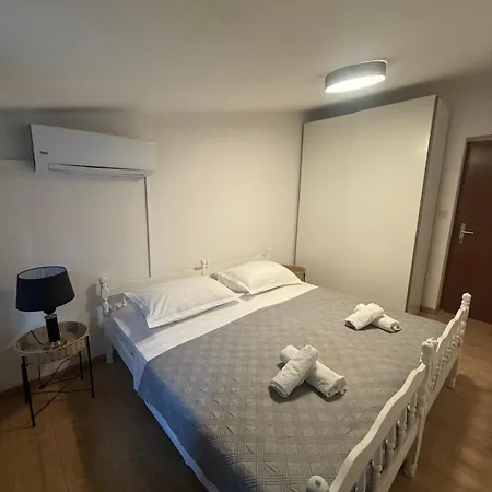 Appartamento Vrle Omiš