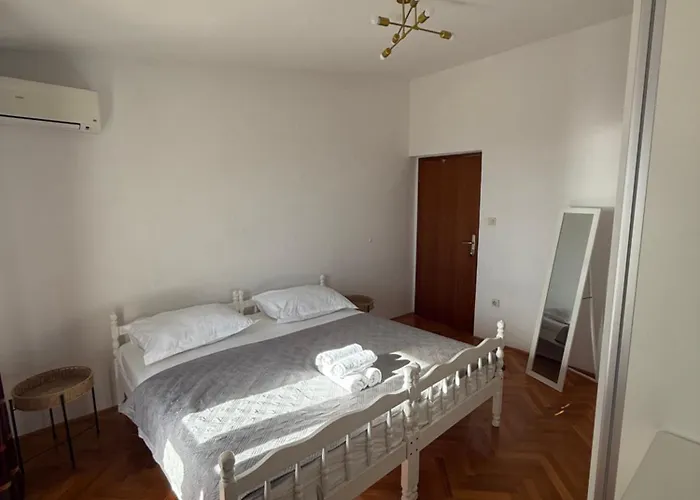 Apartament Vrle *